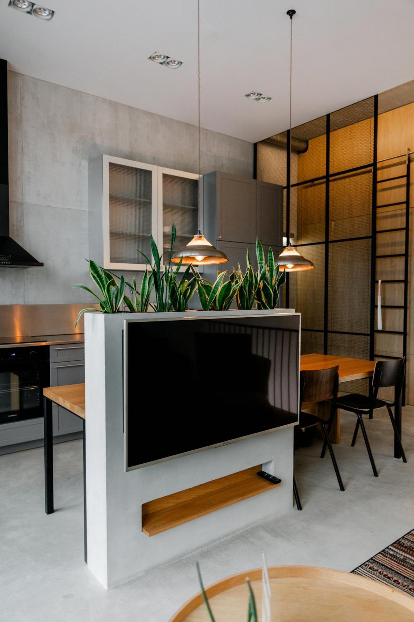 Modern And Spacious Loft Type Apartment 8 With Free Private Parking By "Owl Jazz Apartments" 考纳斯 外观 照片